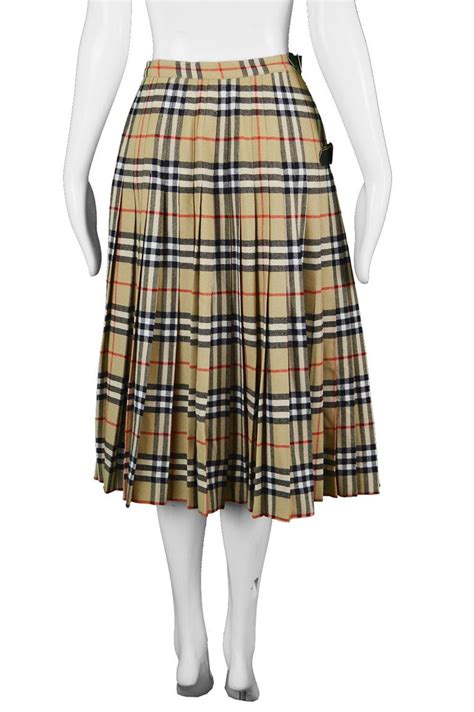 vintage burberry skirt